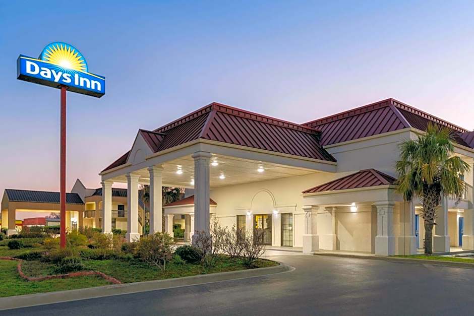 Days Inn by Wyndham Dillon