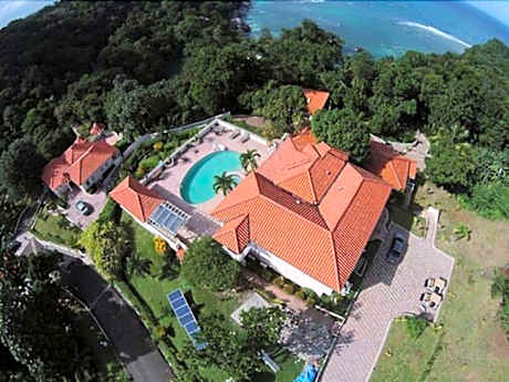 Tropical Lagoon Resort