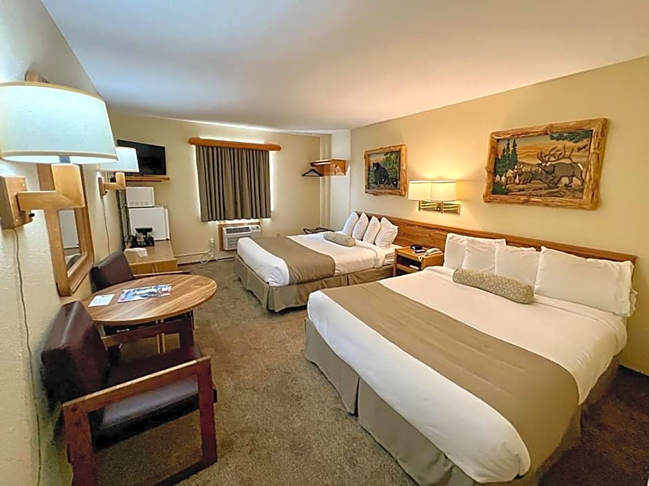 Beartooth Hideaway Inn & Cabins