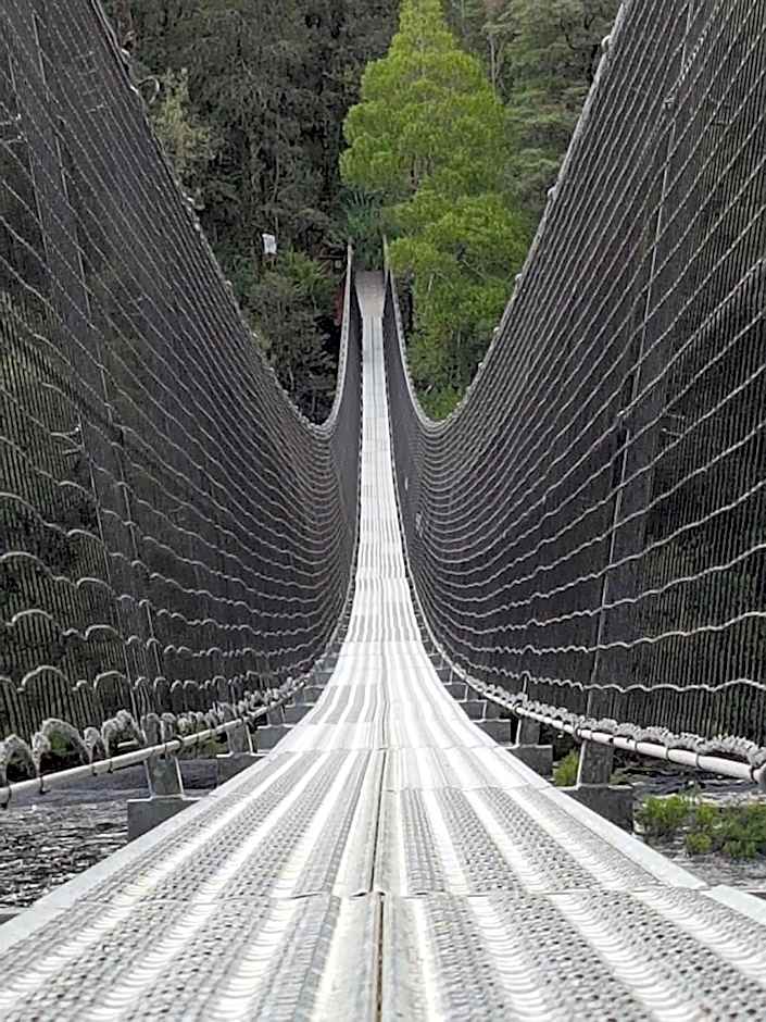 Tahune AirWalk Cabin and Lodge