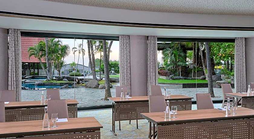 Sheraton Surabaya Hotel & Towers