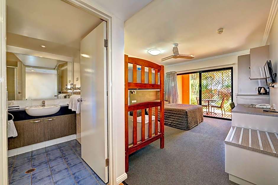 Kacy's Bargara Beach Motel