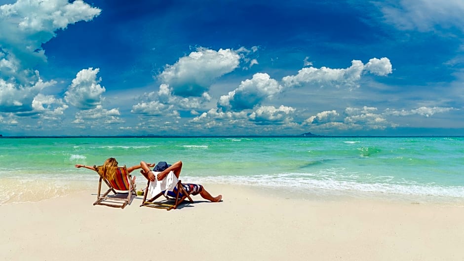 Holiday Inn Express Hyderabad Banjara Hills By IHG