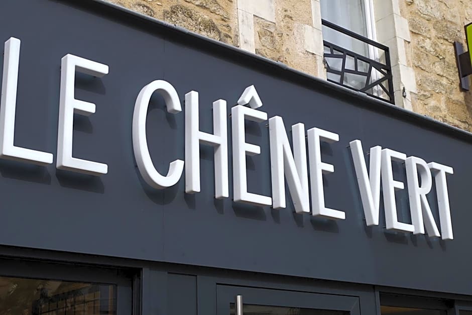 Logis Hotel Le Chêne Vert