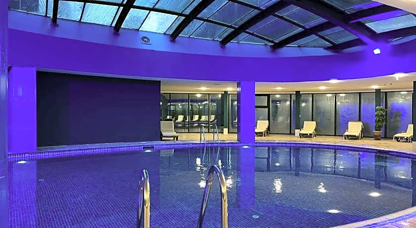 Sky Tower Hotel