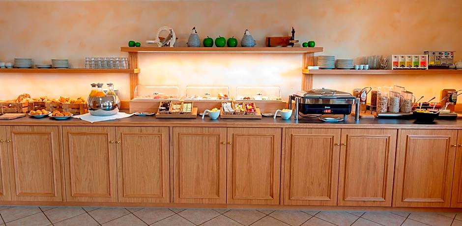 Luckai Hotel & Restaurant Inhaber Dennis Burmann