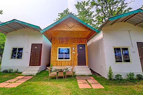 Hotel O Tapovan Rise cottages and cafe