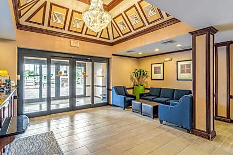 Comfort Inn & Suites Panama City North