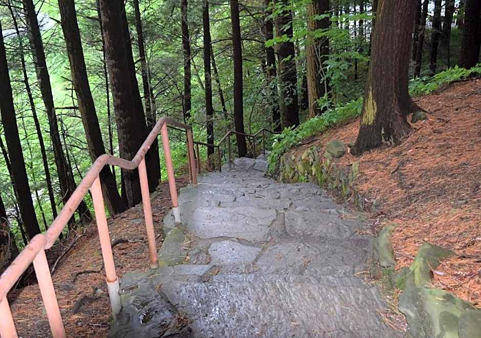 Inn at Taughannock Falls