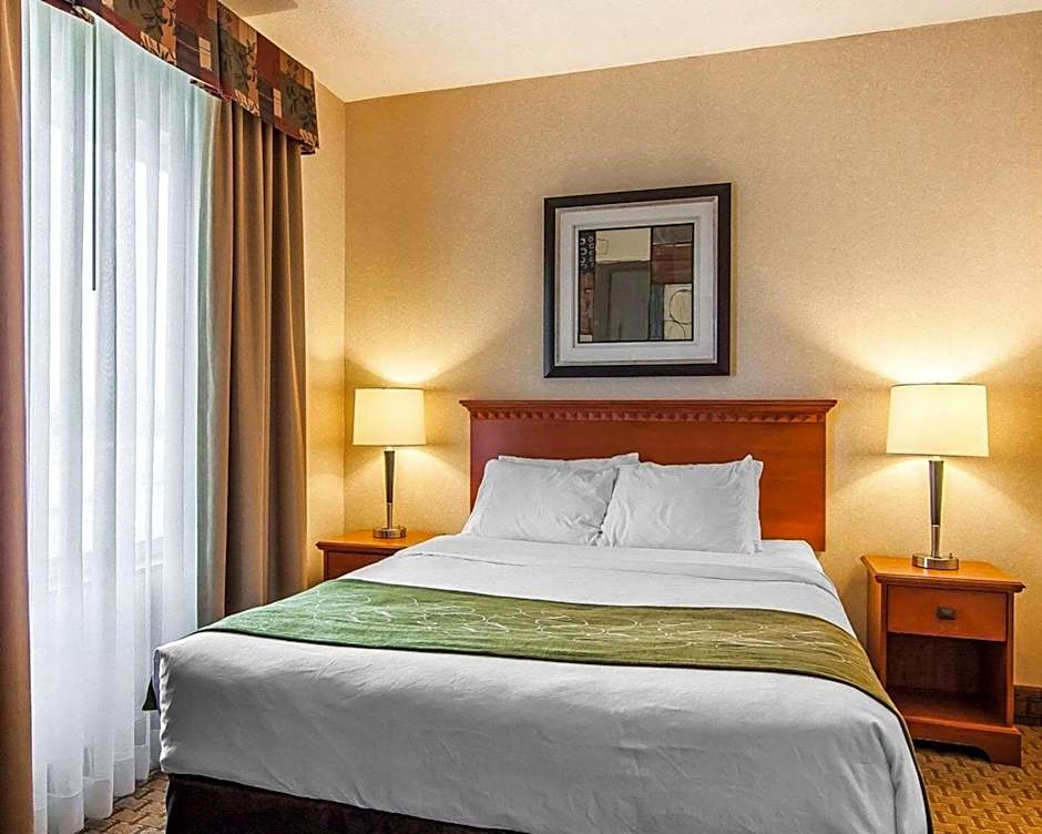 Comfort Suites Redmond Airport