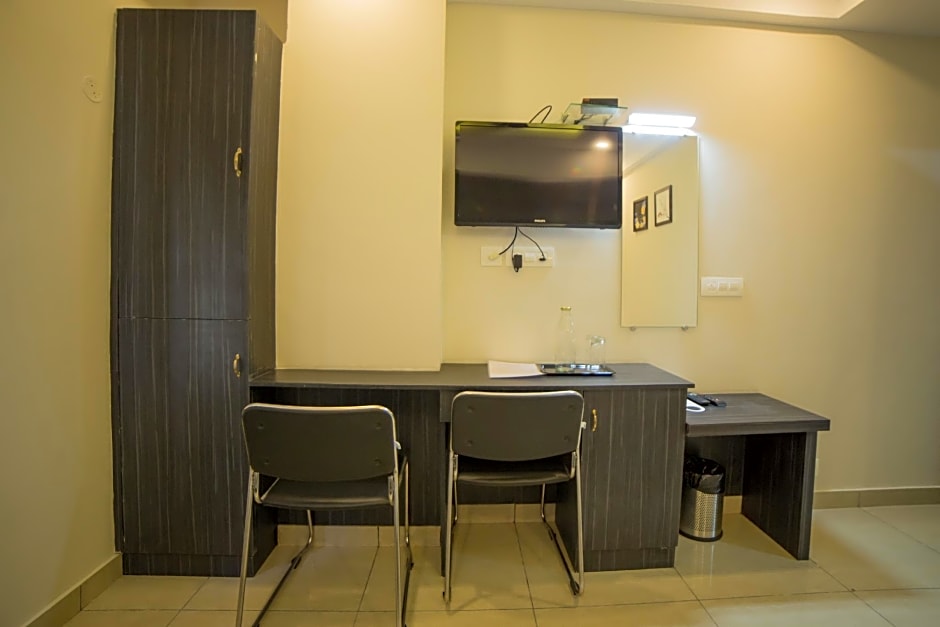 SOUTH GATE RESIDENCY