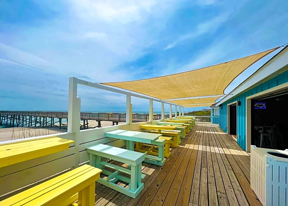 DoubleTree by Hilton Atlantic Beach Oceanfront