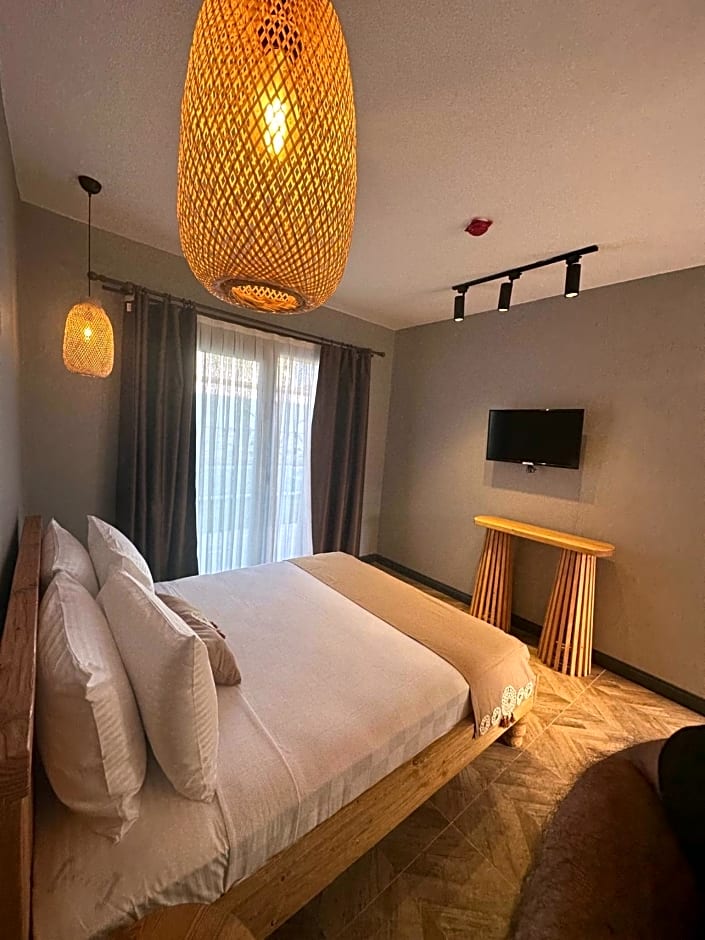 Trina Talles Hotel Alacati - Luxury Desing