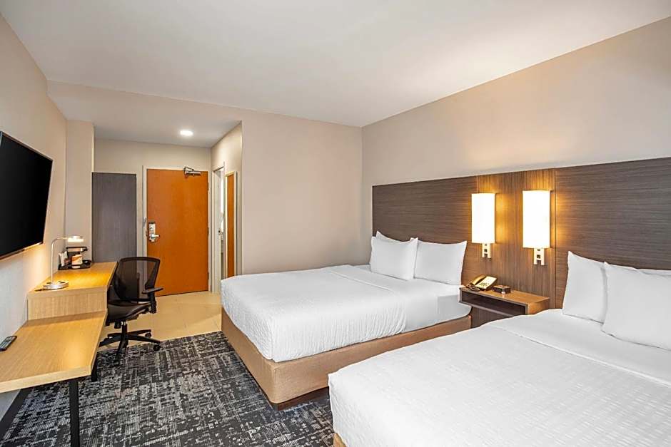 Clarion Pointe