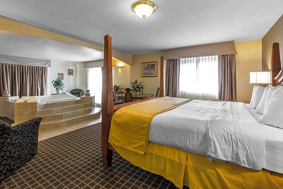 Quality Inn and Suites Summit County