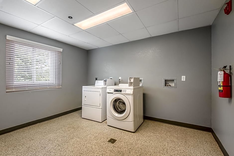 Americas Best Value Inn Knoxville East