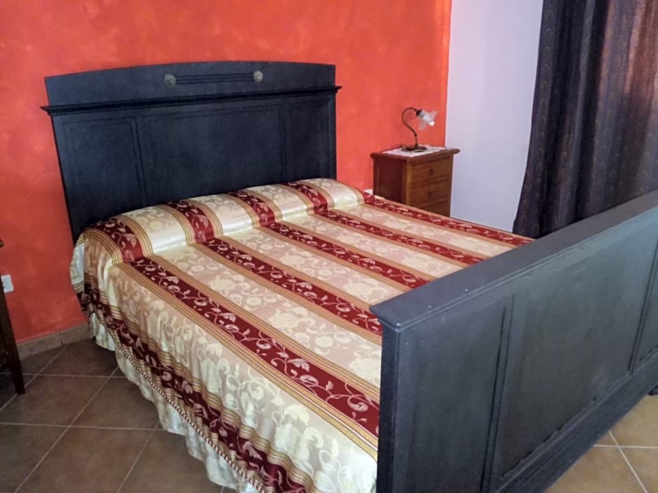 Photo 1 of 6 of Double Room