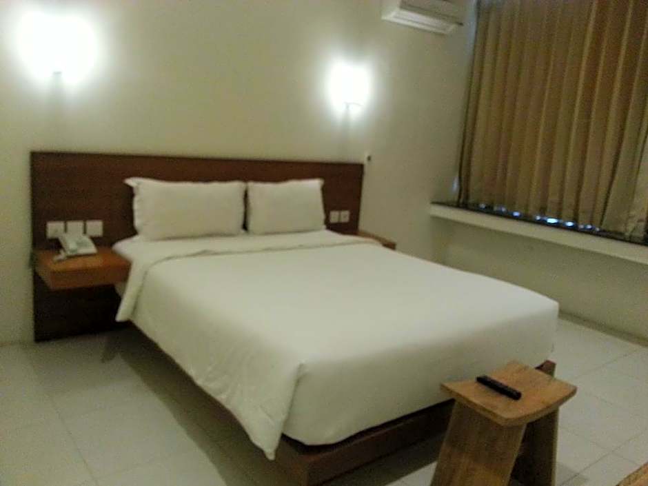 L Bajo Hotel Komodo