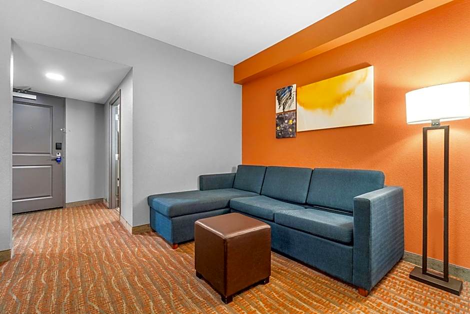 Comfort Suites Jackson I-40