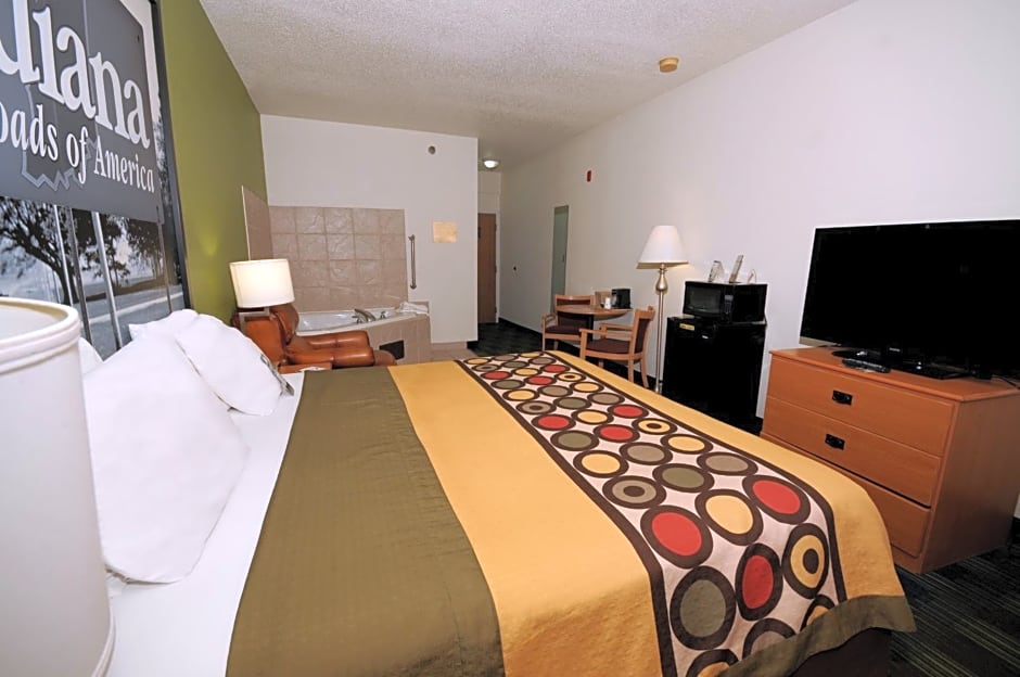 Super 8 by Wyndham Corydon