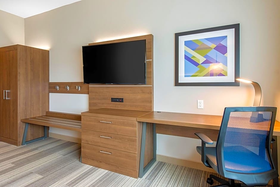 Holiday Inn Express & Suites Alachua - Gainesville Area By IHG