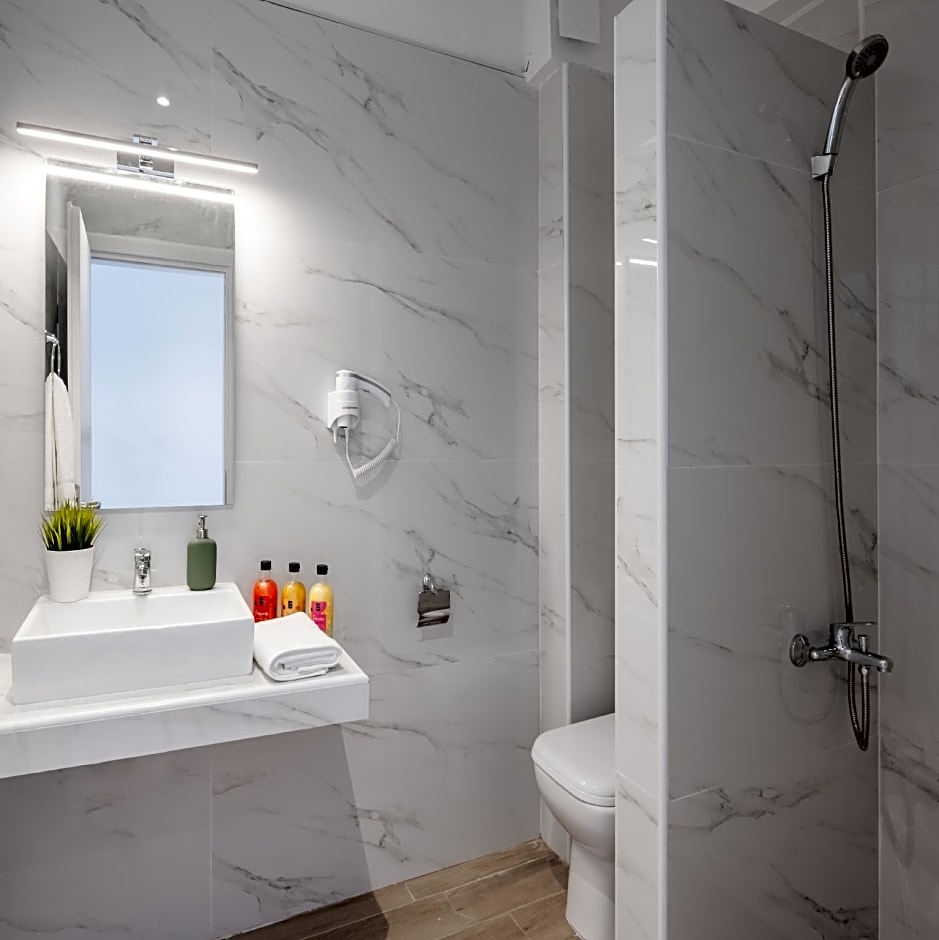 Aiora Suites by Booking Kottas