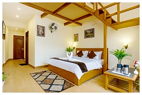 Goroomgo Mall Road Abhinandan Mussoorie