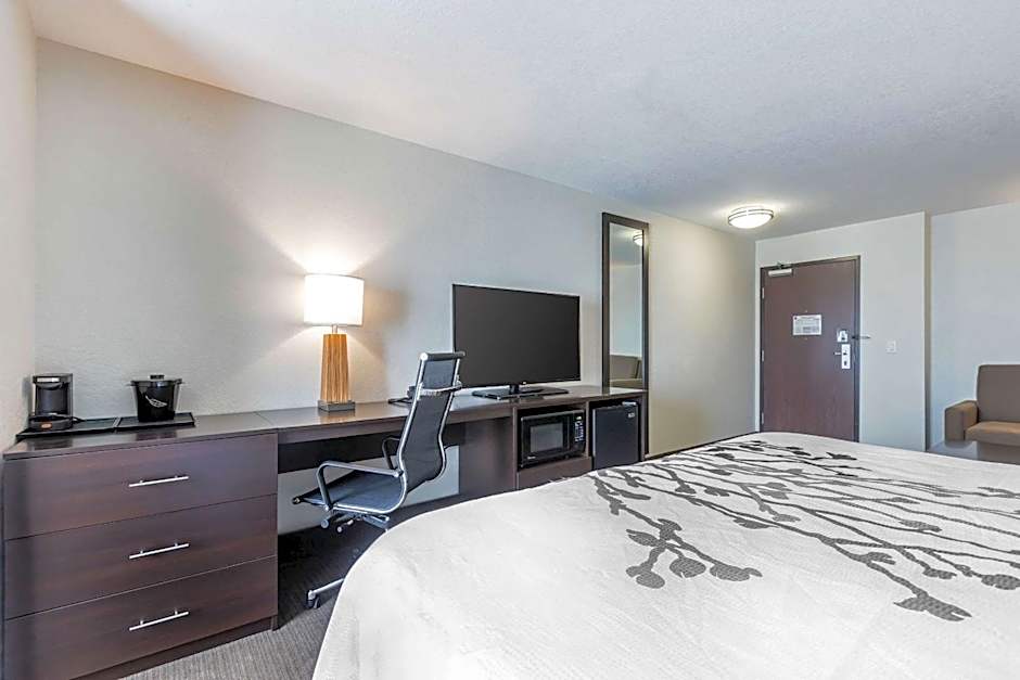 Sleep Inn & Suites West Des Moines near Jordan Creek