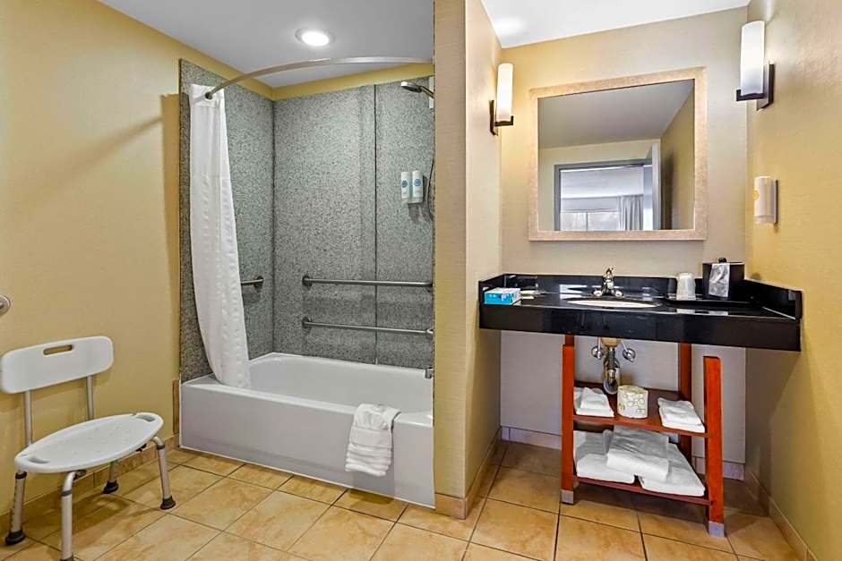 Comfort Suites Salem-Roanoke I-81