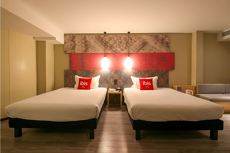 ibis Xi'an North Railway Station