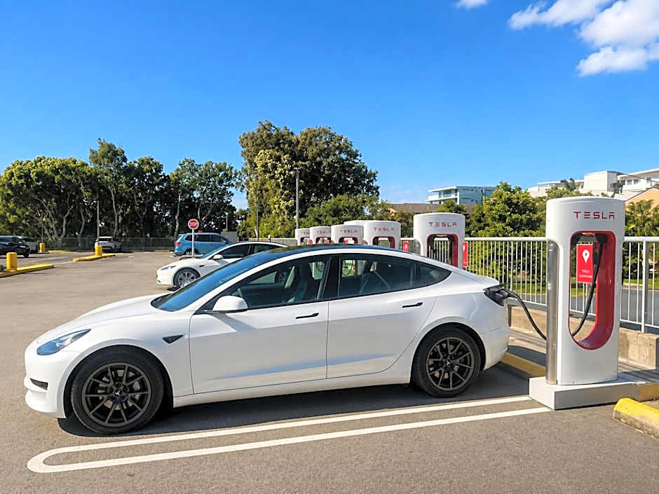 Cooks Endeavour Motor Inn - Near beach & Gold Coast Airport