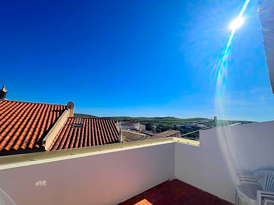 Algarve Surf Hostel & Guest House