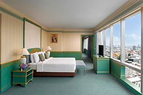 Suite with City View