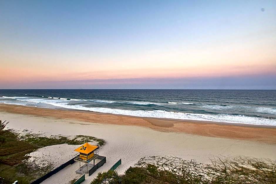 Albatross North Apartments