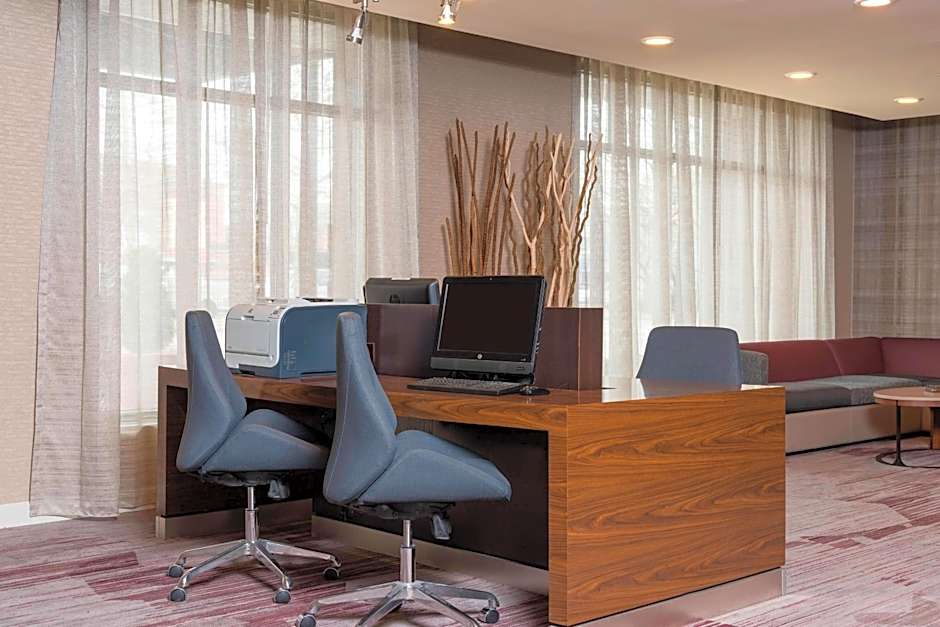 Courtyard by Marriott Louisville Downtown