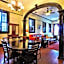 Royal Street Inn & Bar