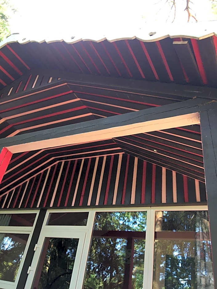 VIP Red Love house for 2