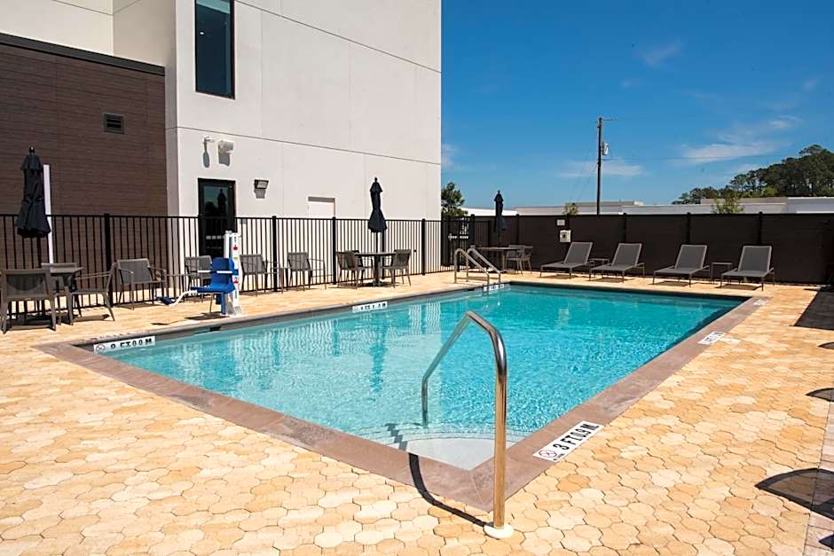 Courtyard by Marriott Lake City