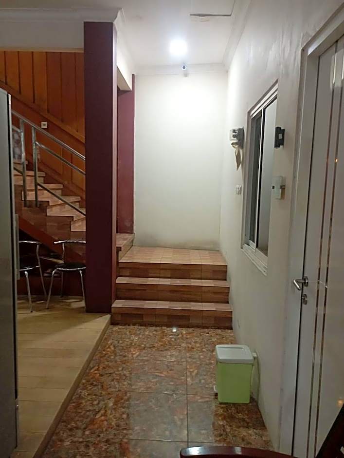 Wisma Lusya near GOR Satria RedPartner