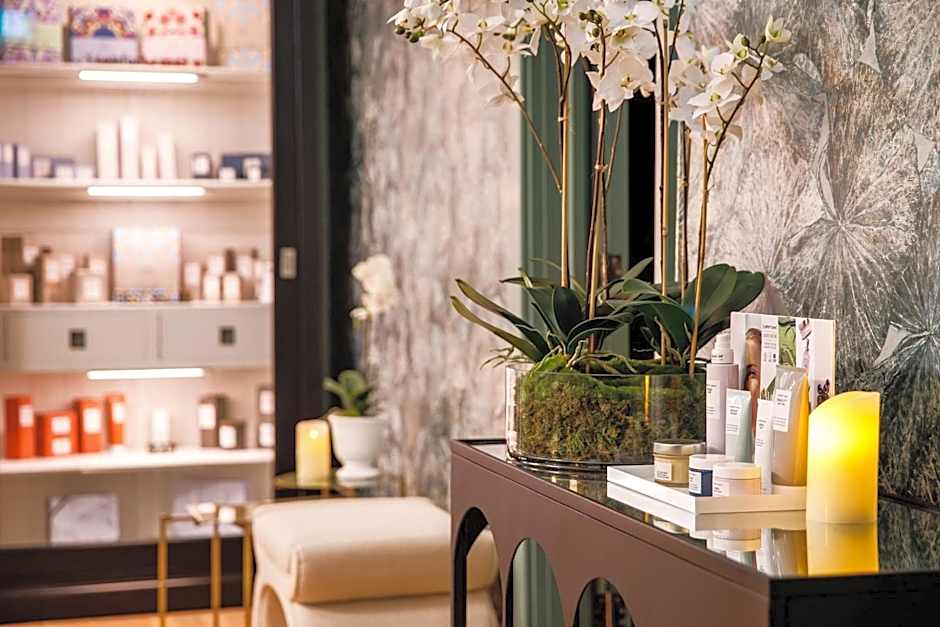 voco Lythe Hill Hotel Spa By IHG