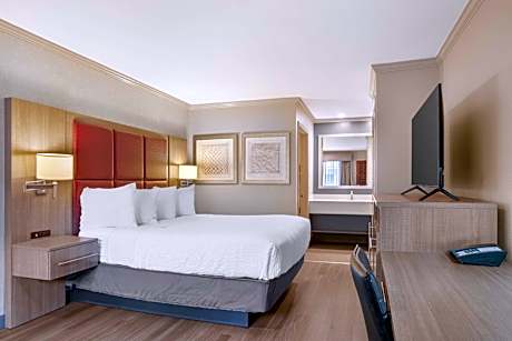 1 Queen Bed, Non-Smoking, High Speed Internet Access, Microwave And Refrigerator, Coffee Maker, Iron