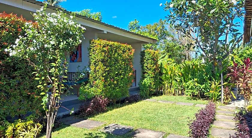 Sammy Cottage Senggigi – Kuta, Lombok, ID