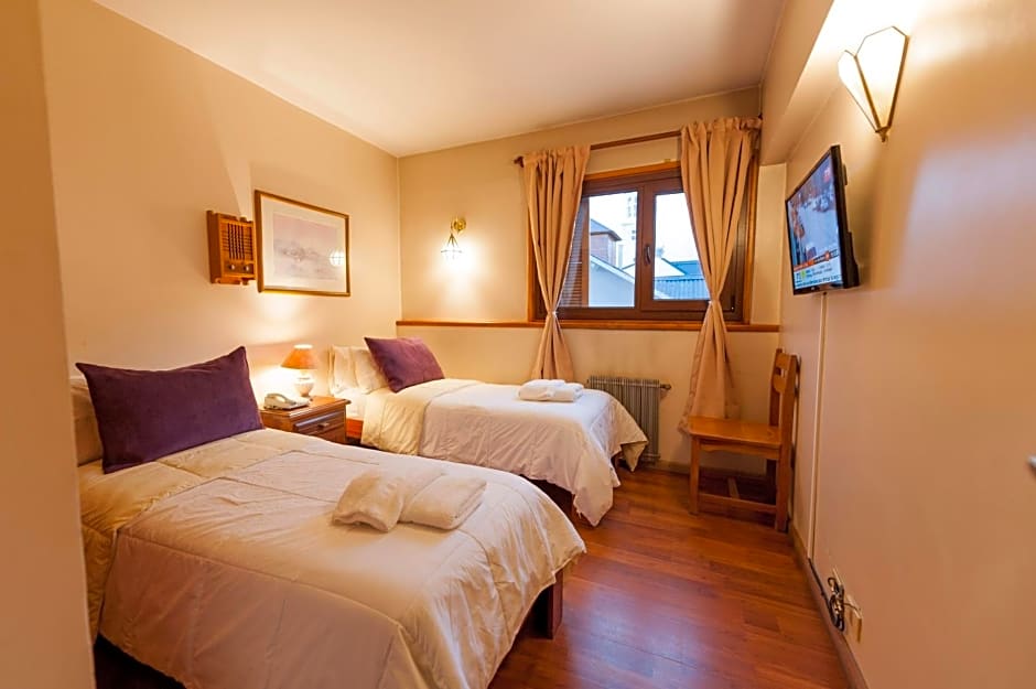Tunqueley Hotel