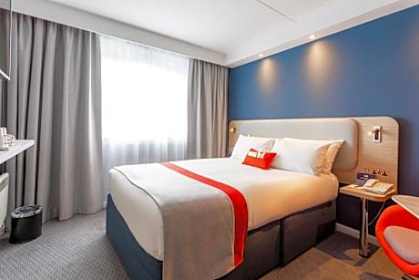 Standard King Room with Free Hot Breakfast