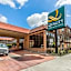 Quality Inn & Suites Bell Gardens-Los Angeles