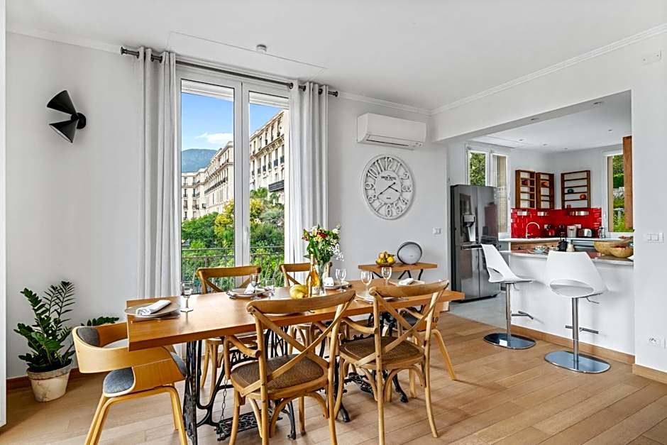 La Fabrique à Poupées - Chambres et Appartements de charme au coeur de Menton