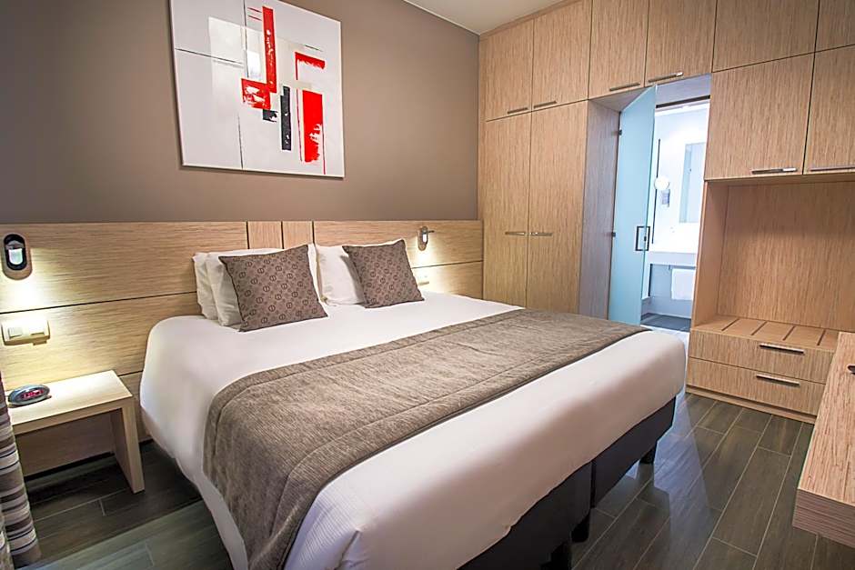 ibis Styles Charleroi Airport Aero 44