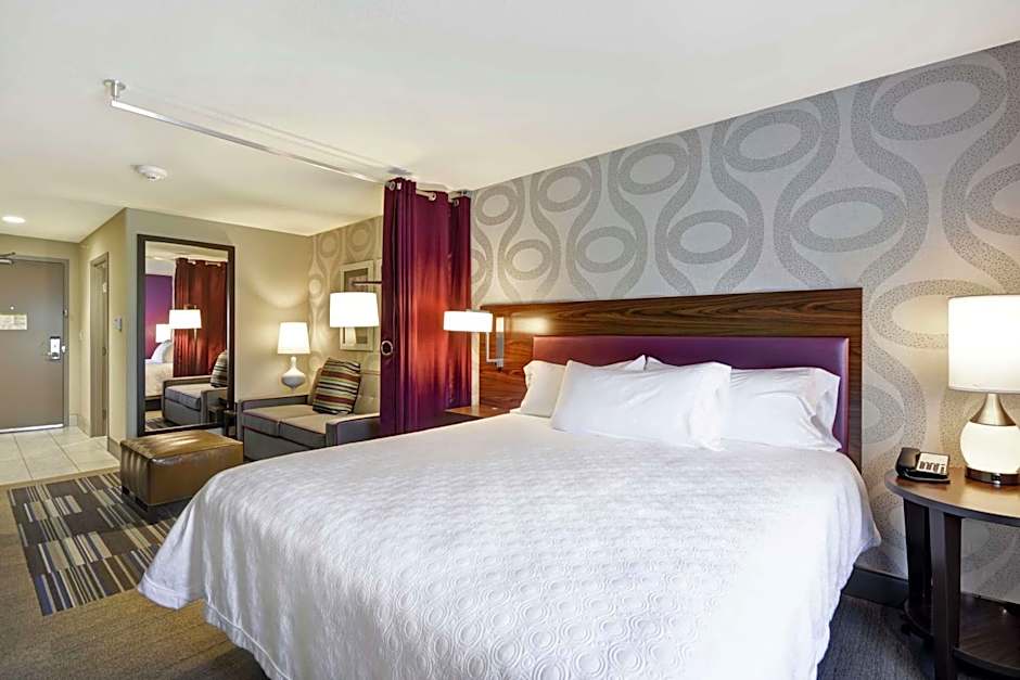 Home2 Suites by Hilton KCI Airport