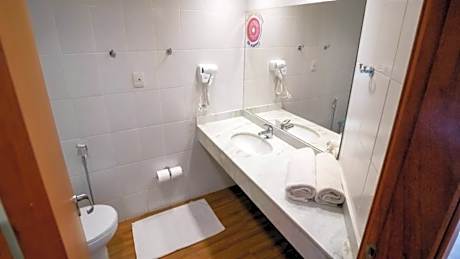 STANDARD TWIN CAPACITY 01