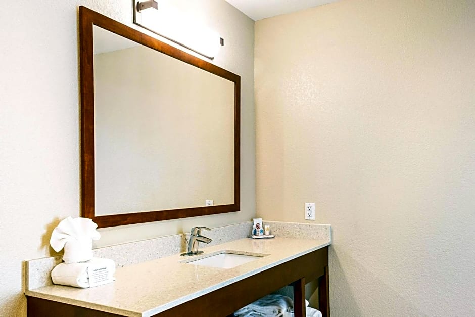 Comfort Inn & Suites Niagara Falls Blvd USA